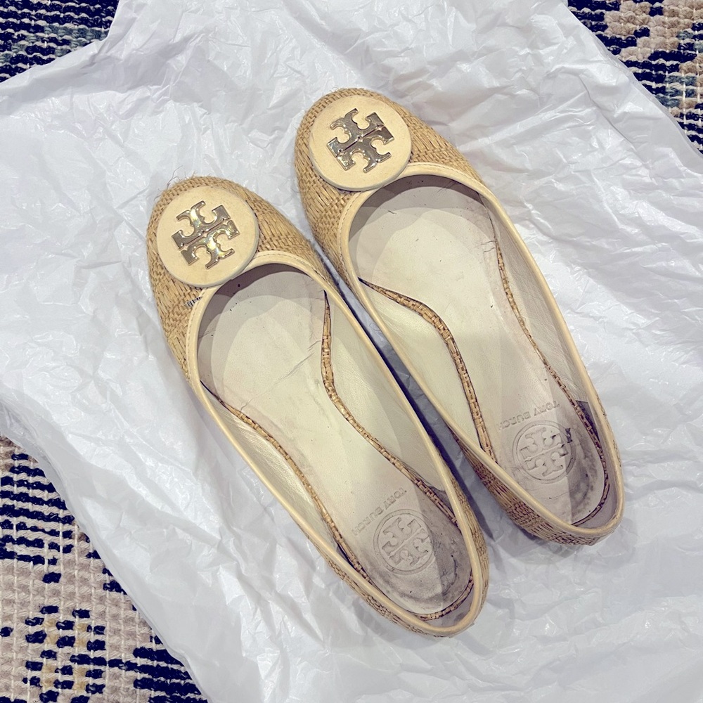 Tory Burch Raffia Flat